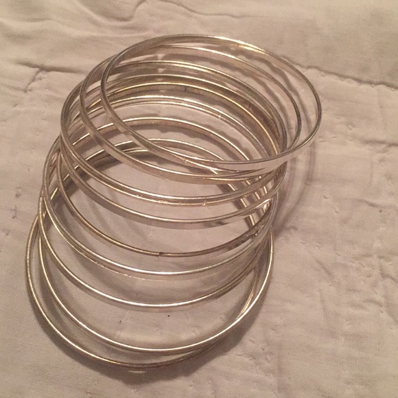 Silver toned bangle bracelet set - Picture 1 of 2